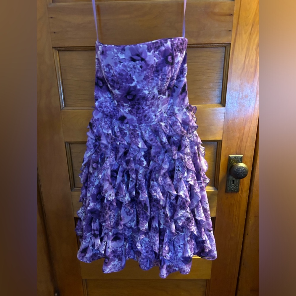 White House|Black Market Floral Party Dress